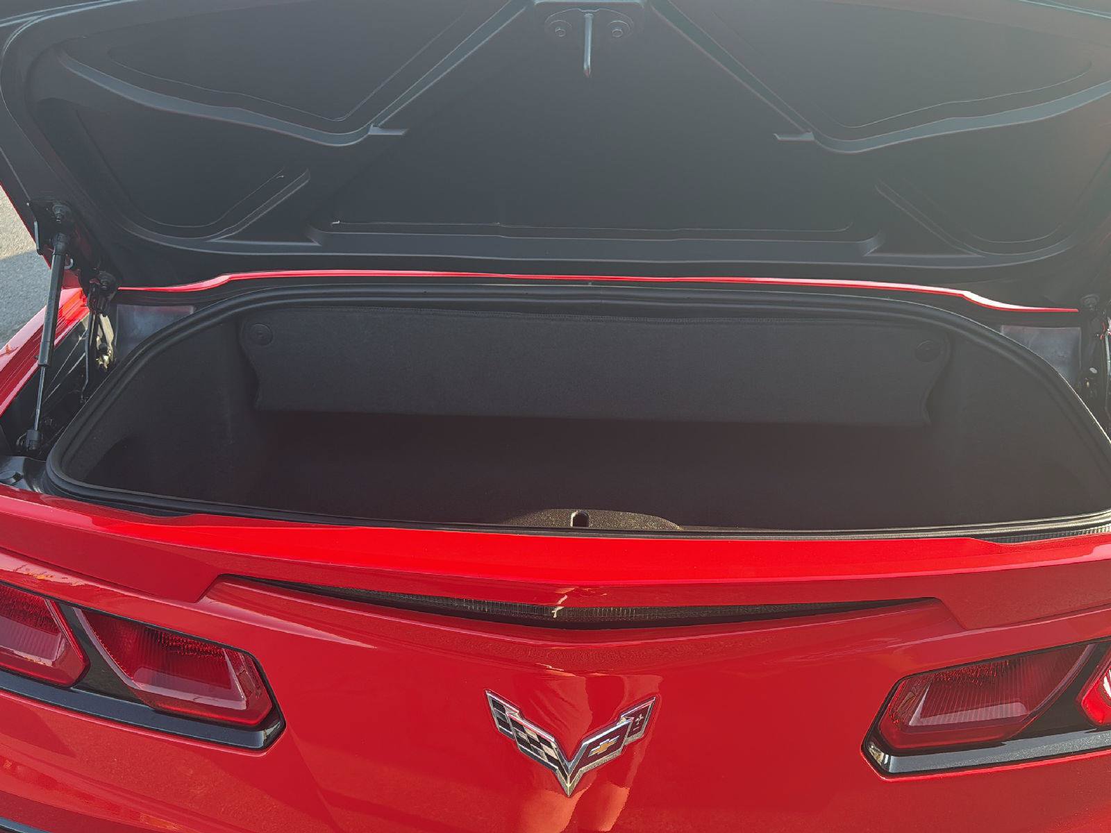 Used 2017 Chevrolet Corvette Stingray Convertible w/ Z51 3L RWD image 22