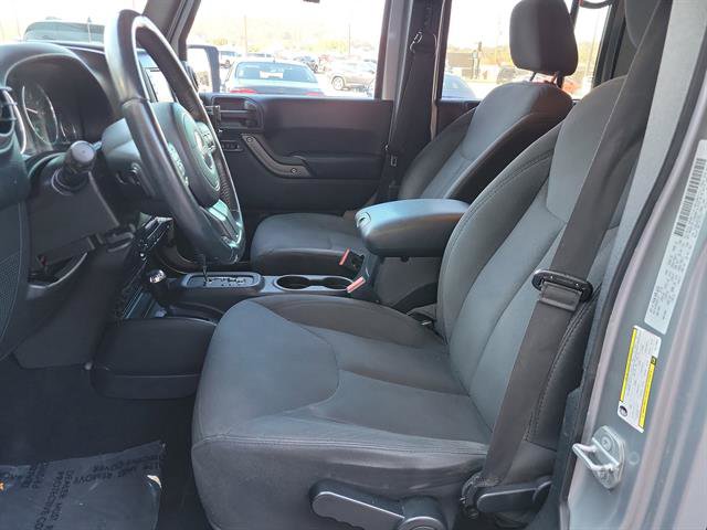 Used 2016 Jeep Wrangler Unlimited Sport w/ Quick Order Package 24S AWD/4WD image 3