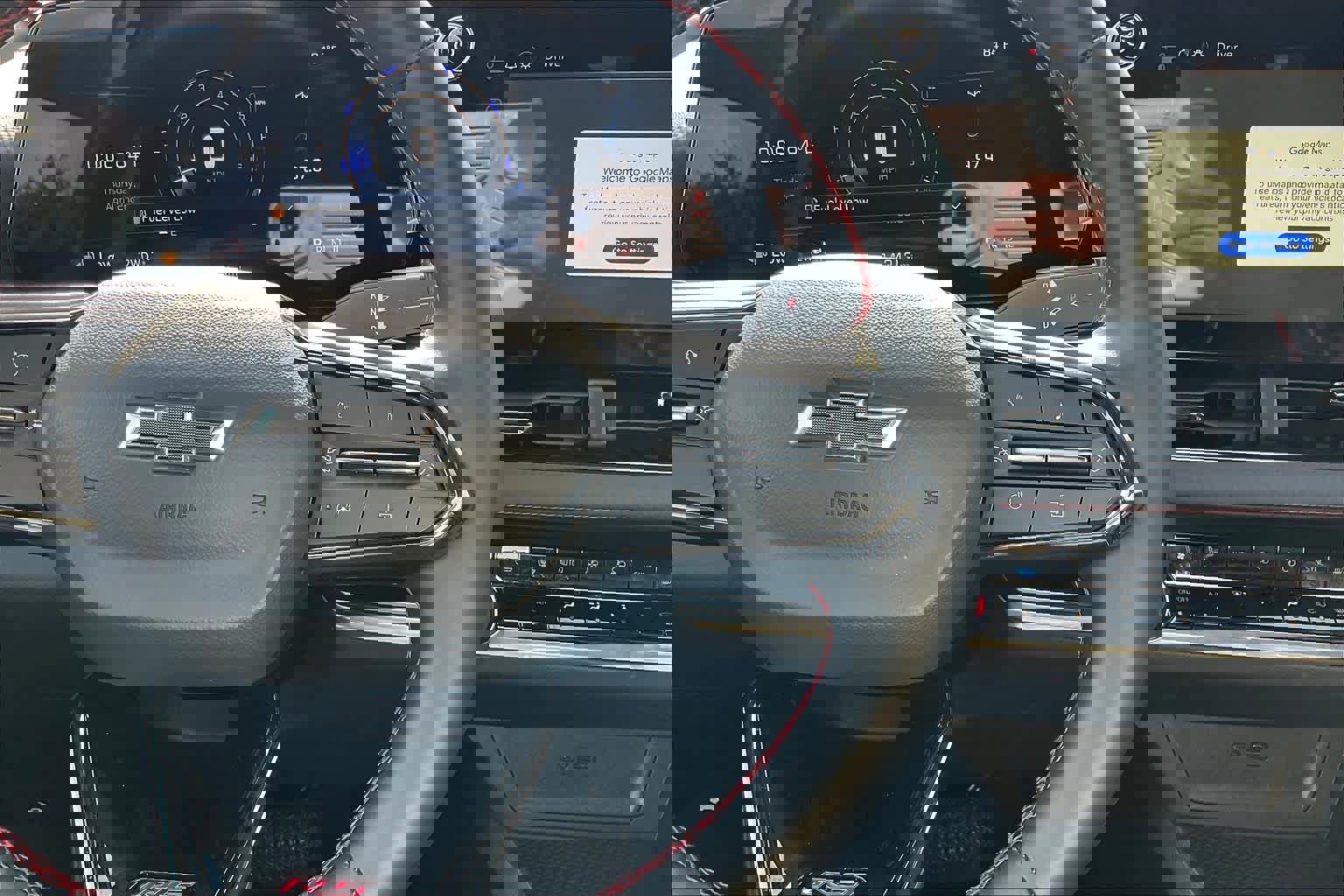 Used 2025 Chevrolet Equinox RS w/ Safety and Technology Package AWD/4WD image 25