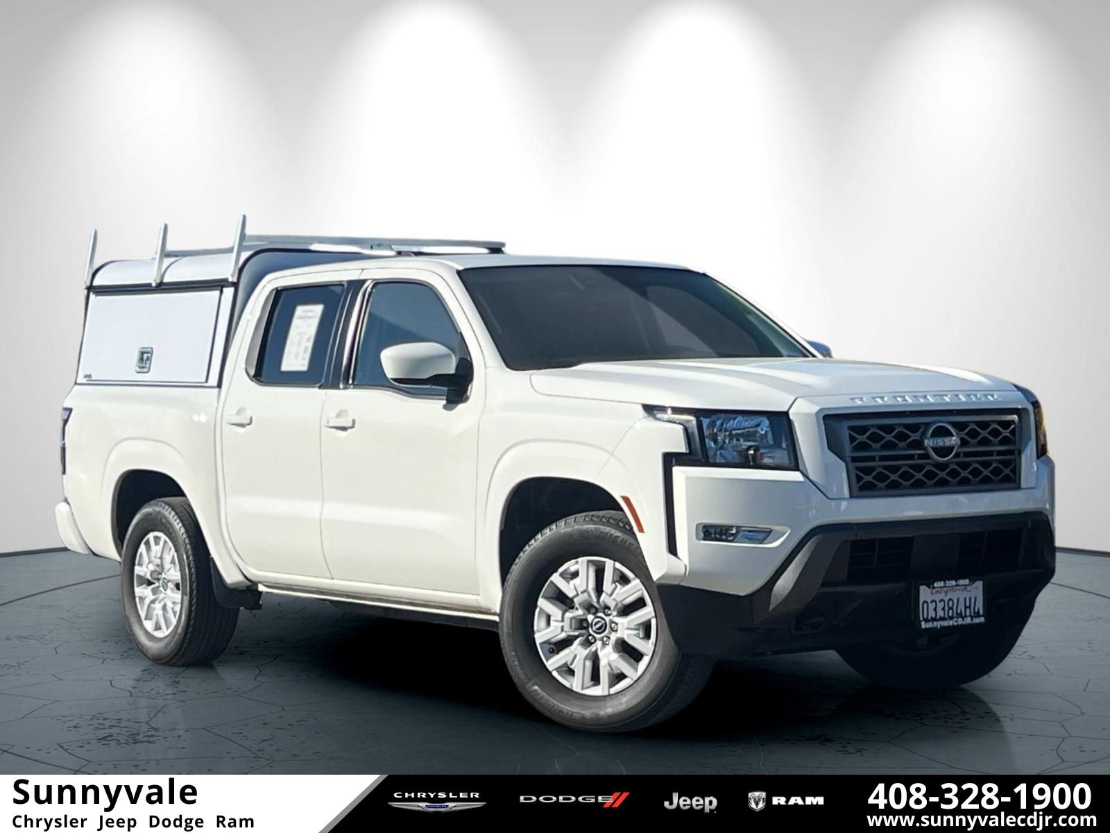 Used 2024 Nissan Frontier SV w/ SV Convenience Package image 1