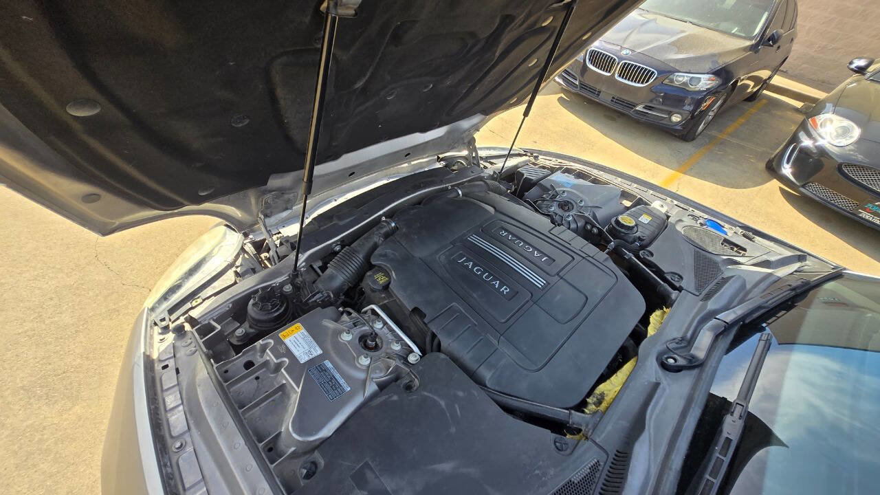 Used 2011 Jaguar XK Coupe image 18