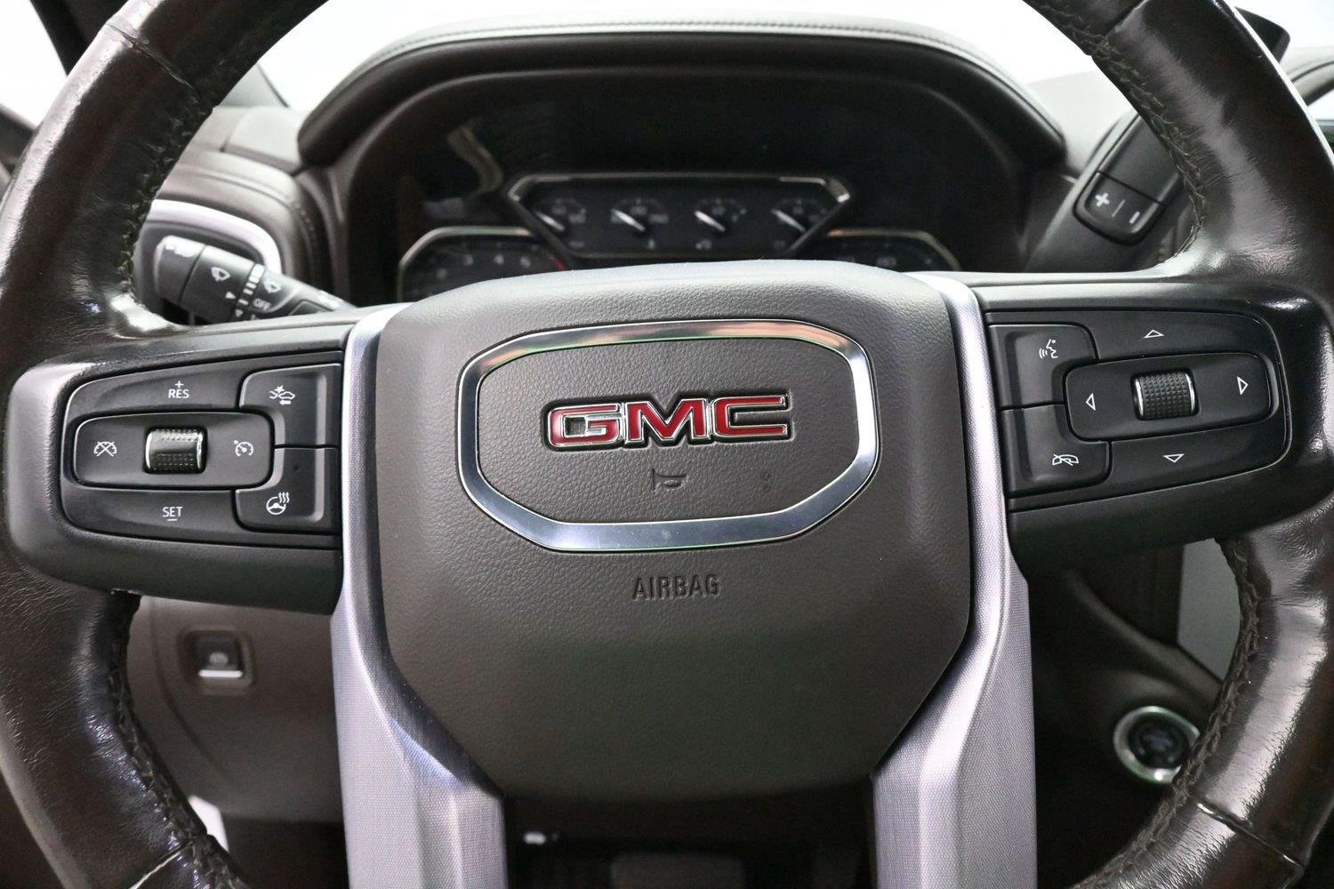 Used 2019 GMC Sierra 1500 SLT w/ SLT Premium Plus Package AWD/4WD image 17