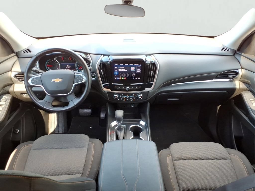 Used 2021 Chevrolet Traverse LT FWD image 24