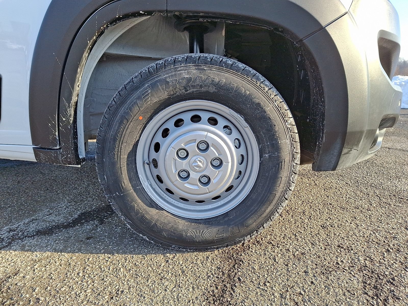 New 2025 RAM ProMaster 1500 w/ Safety Group FWD image 7