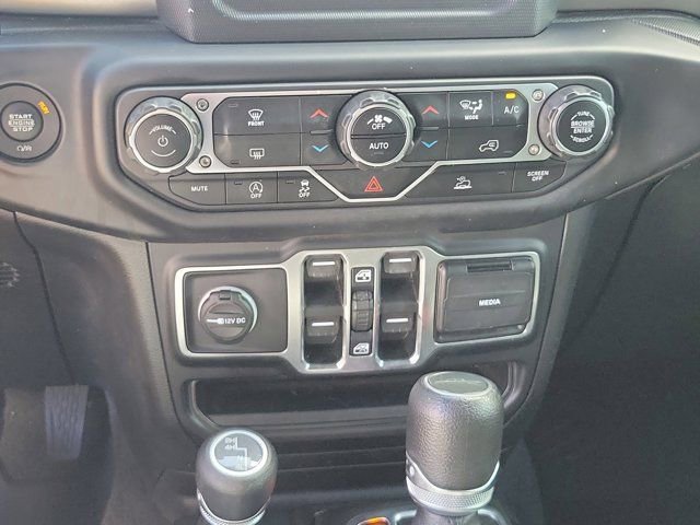 Used 2021 Jeep Gladiator Sport image 27