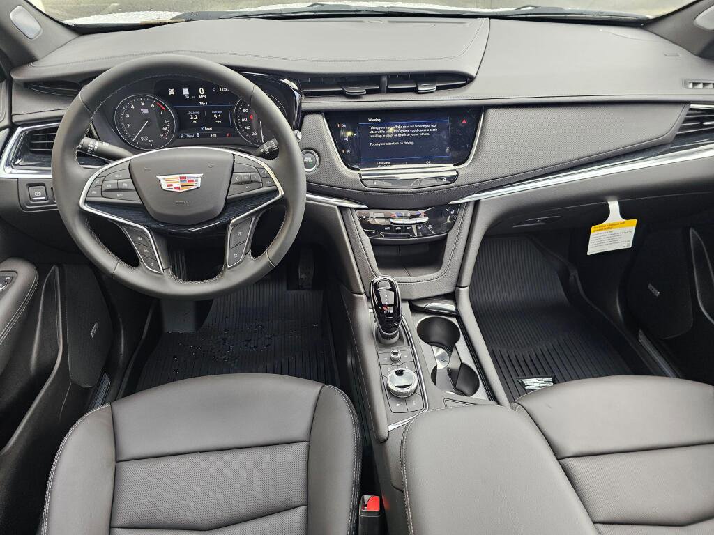 New 2026 Cadillac XT5 Premium Luxury w/ LPO, Floor Liner Package AWD/4WD image 22