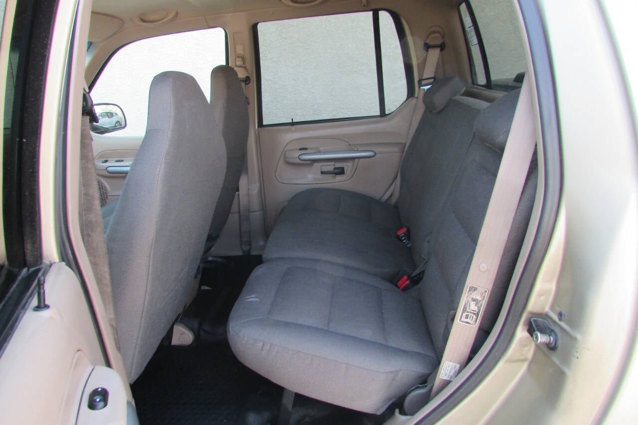 Used 2001 Ford Explorer Sport Trac 2WD image 19
