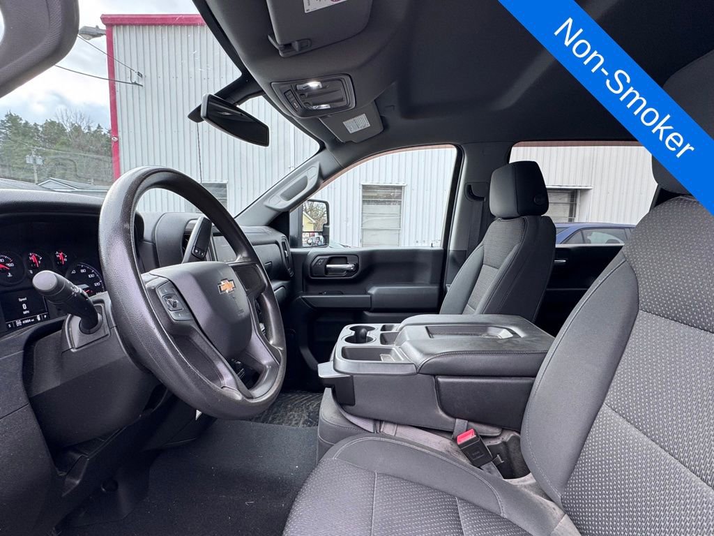 Used 2020 Chevrolet Silverado 2500 Custom w/ Custom Value Package image 8