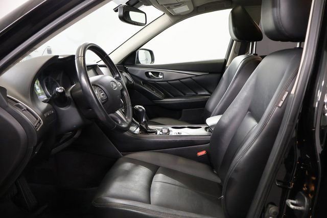 Used 2017 INFINITI Q50 Signature Edition w/ Cargo Package (L95) image 11
