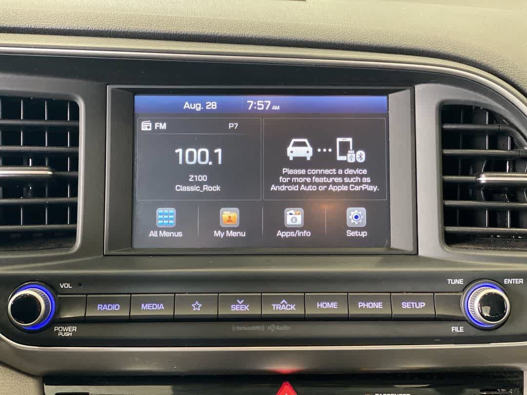 Used 2020 Hyundai Elantra SEL FWD image 18