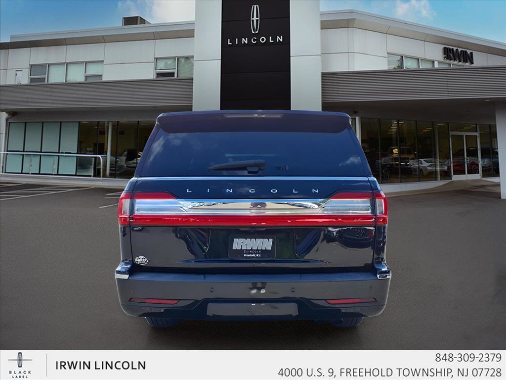 Used 2019 Lincoln Navigator Reserve image 22