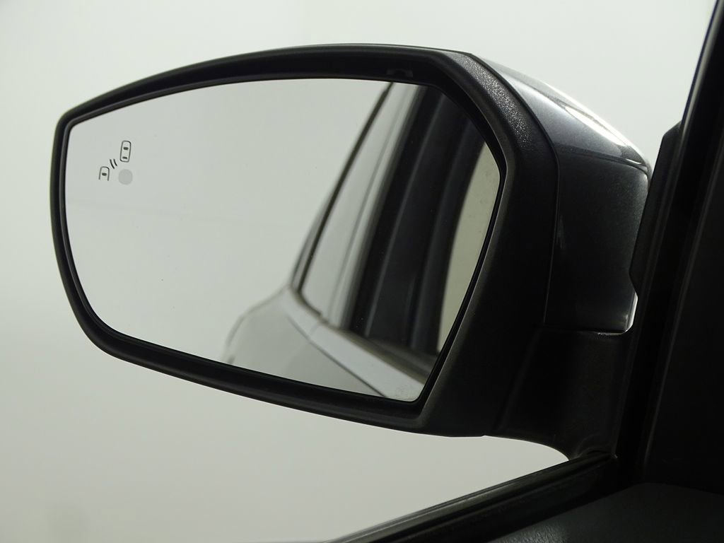 Used 2019 Ford Escape Titanium image 40