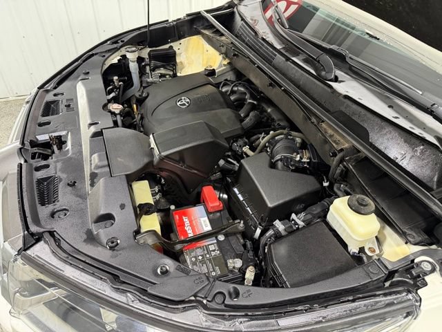 Used 2018 Toyota Highlander Limited AWD/4WD image 33