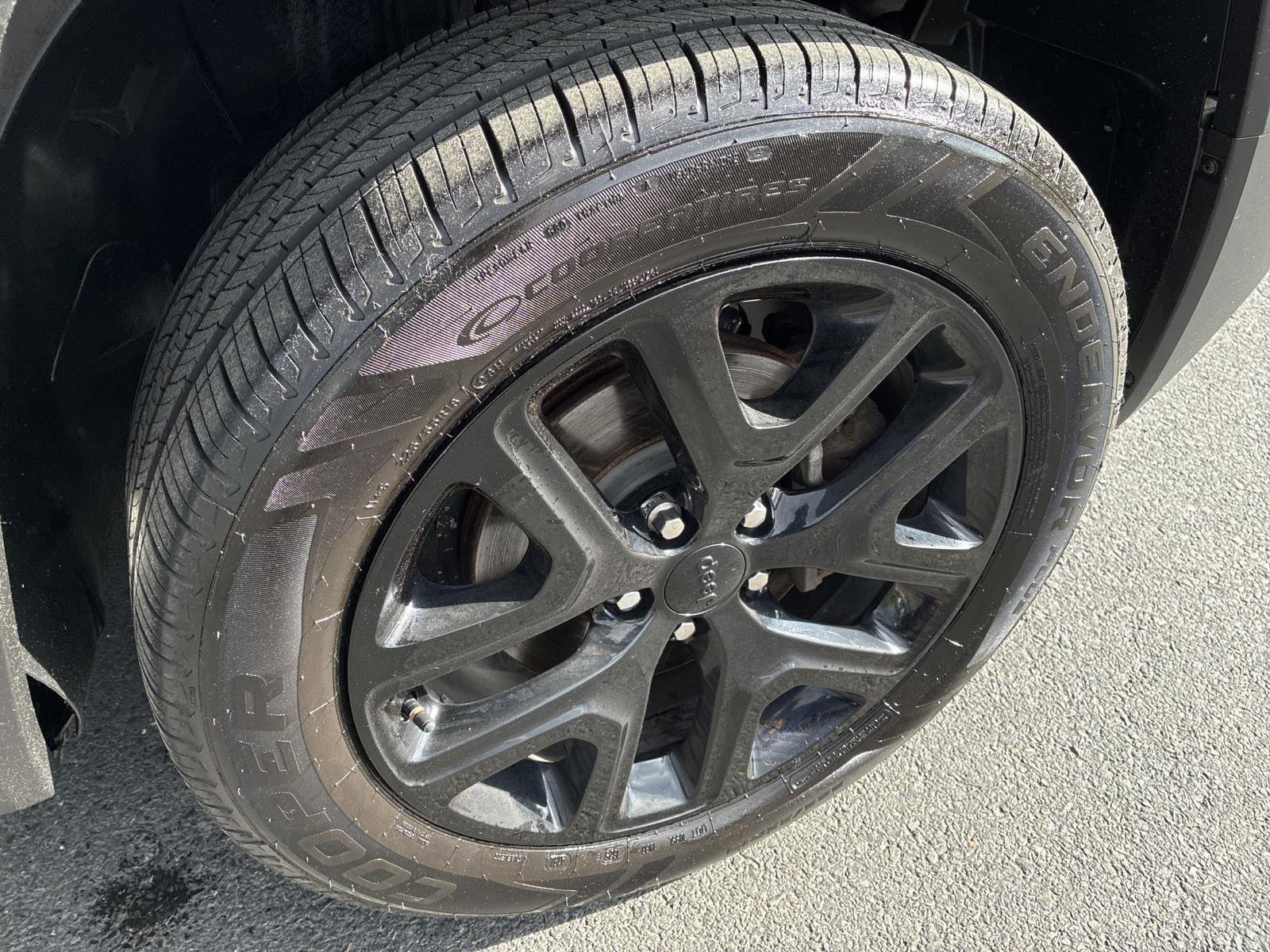 Used 2017 Jeep Renegade Altitude AWD/4WD image 9