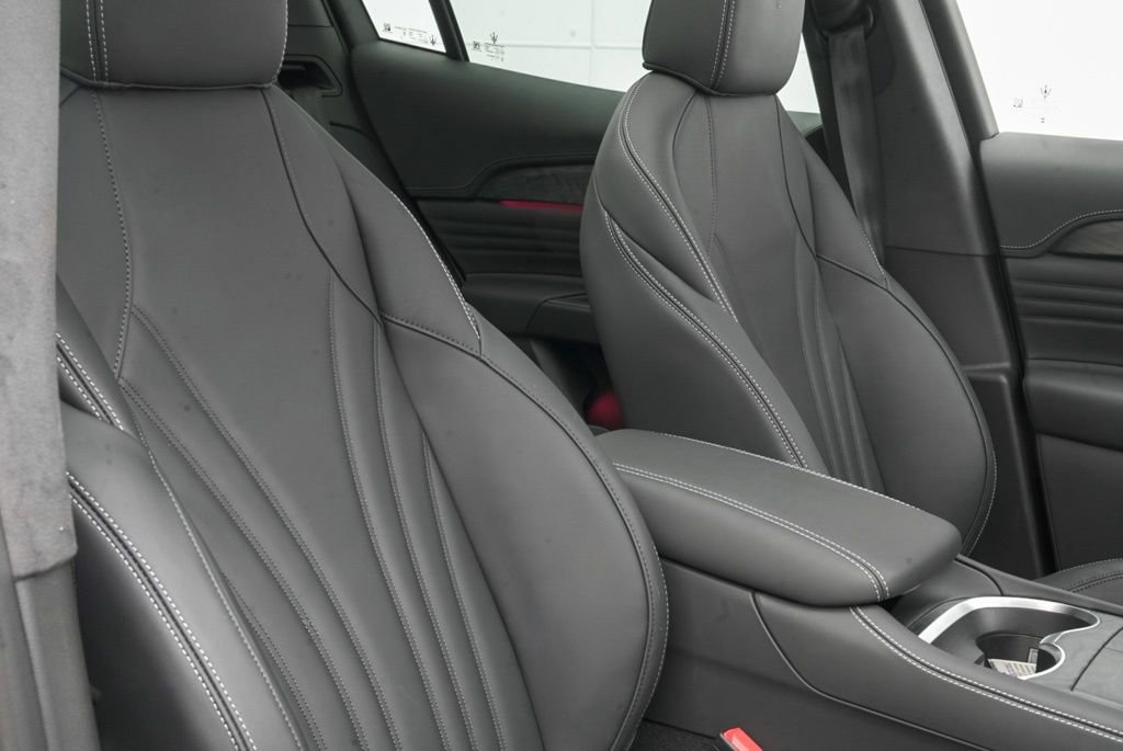 New 2025 Maserati Grecale Modena image 37