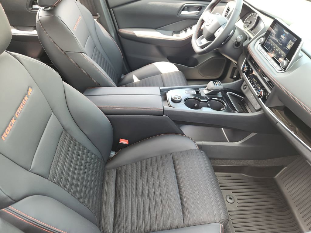 New 2026 Nissan Rogue SV image 10