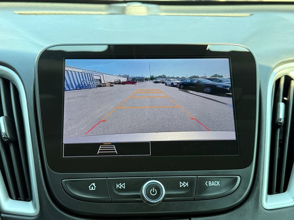 Used 2024 Chevrolet Malibu LT FWD image 15