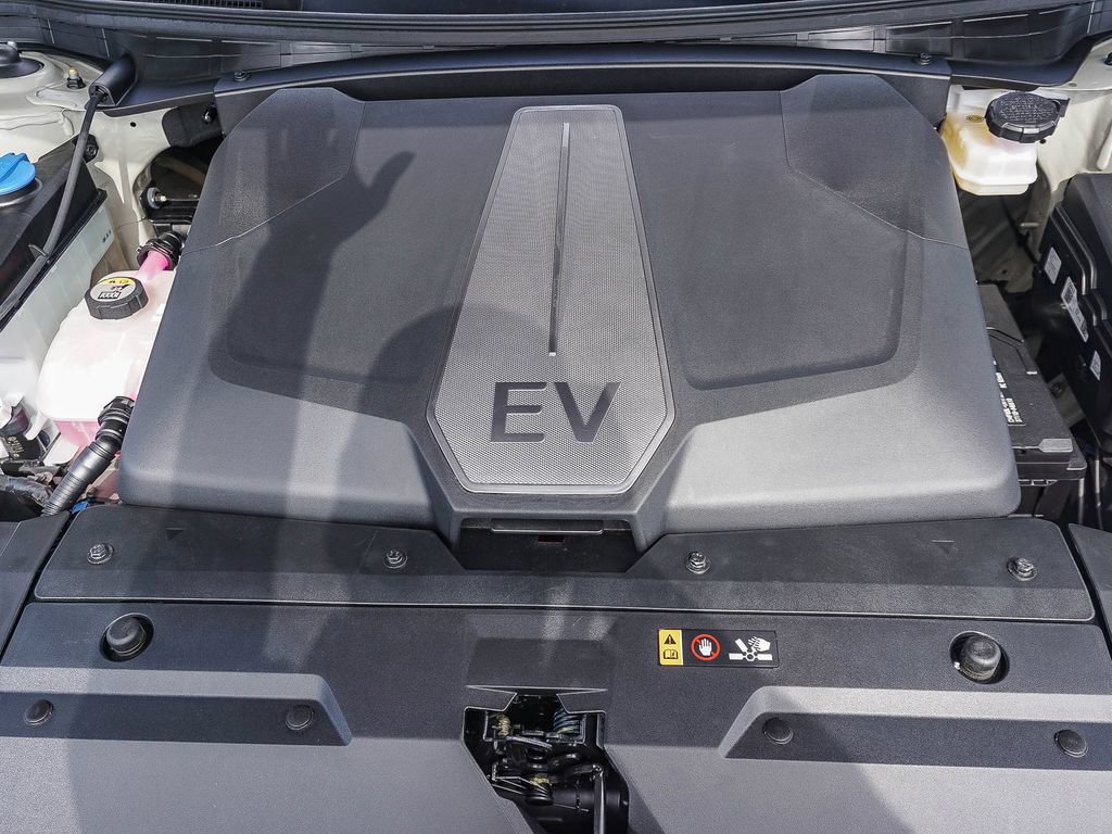 Used 2024 Kia EV6 Light RWD image 25