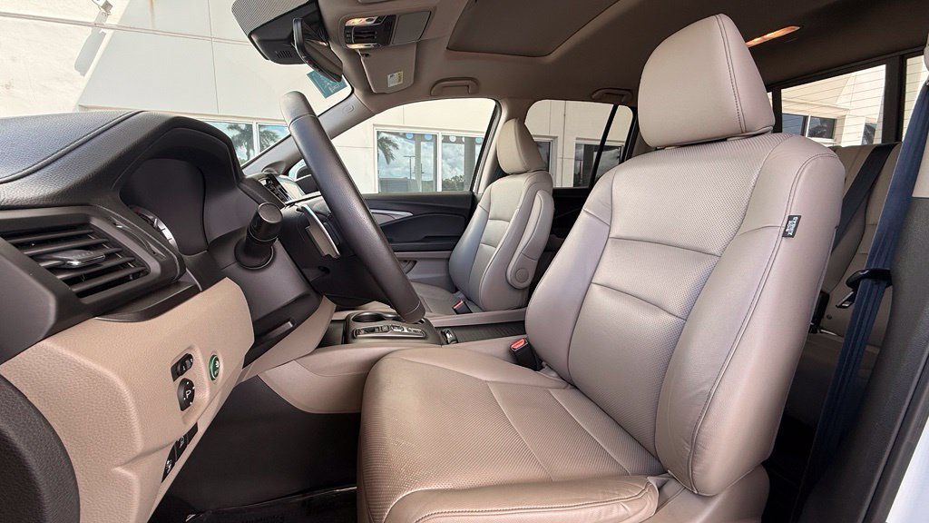 Certified 2022 Honda Ridgeline RTL image 3