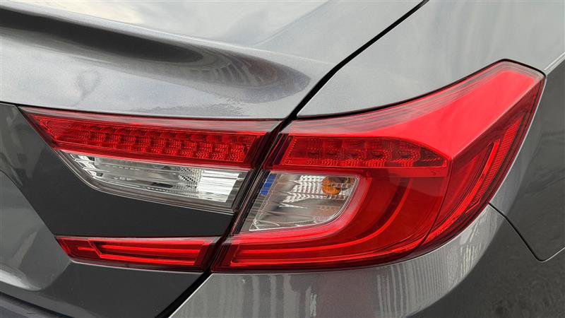 Used 2018 Honda Accord EX-L image 14