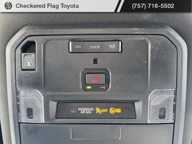 Used 2025 Toyota Tacoma Trailhunter image 10