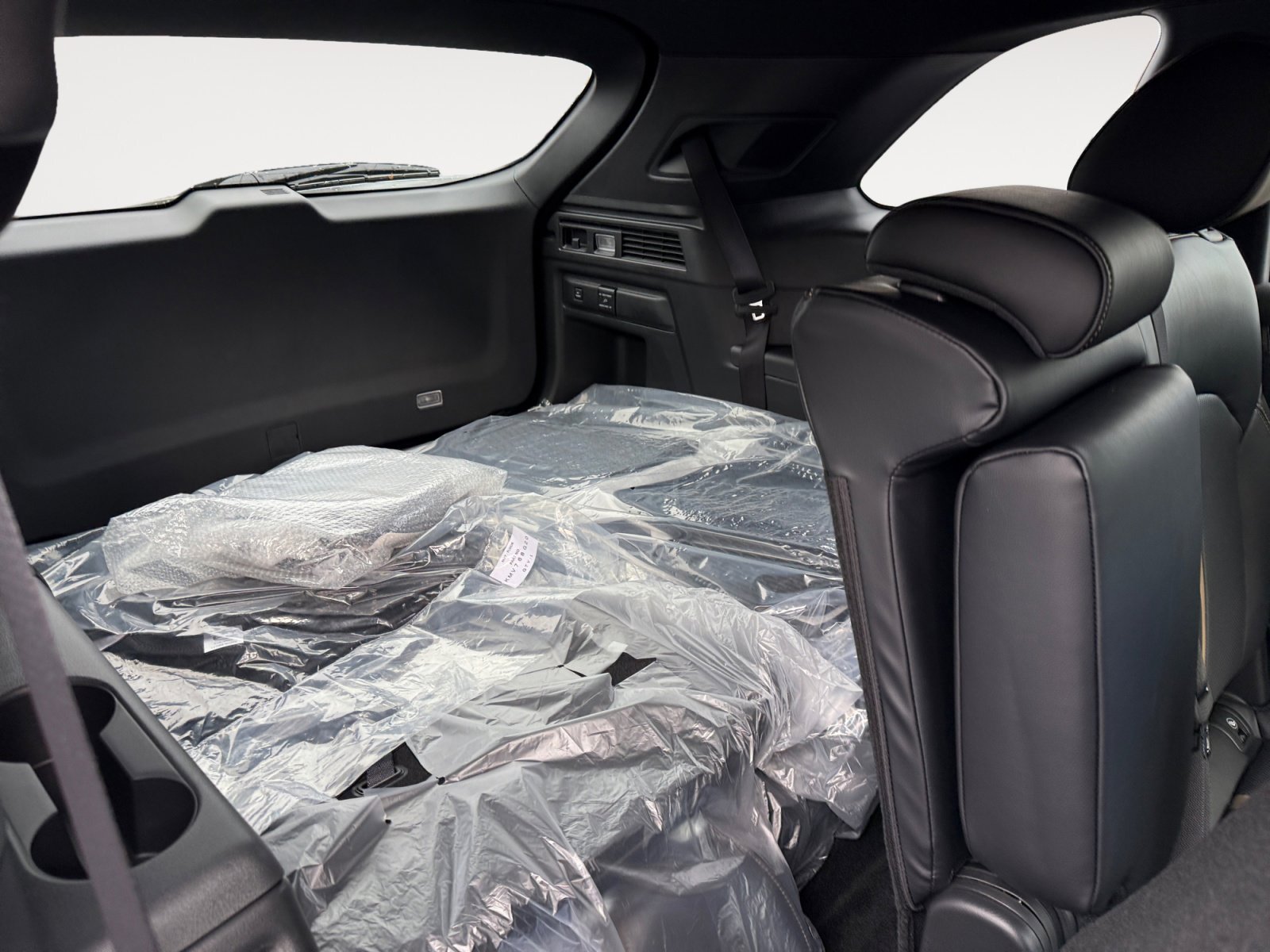 New 2026 MAZDA CX-90 Plug-In Hybrid w/ Premium Plus image 19