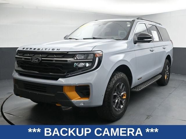 Used 2025 Ford Expedition Tremor AWD/4WD image 6