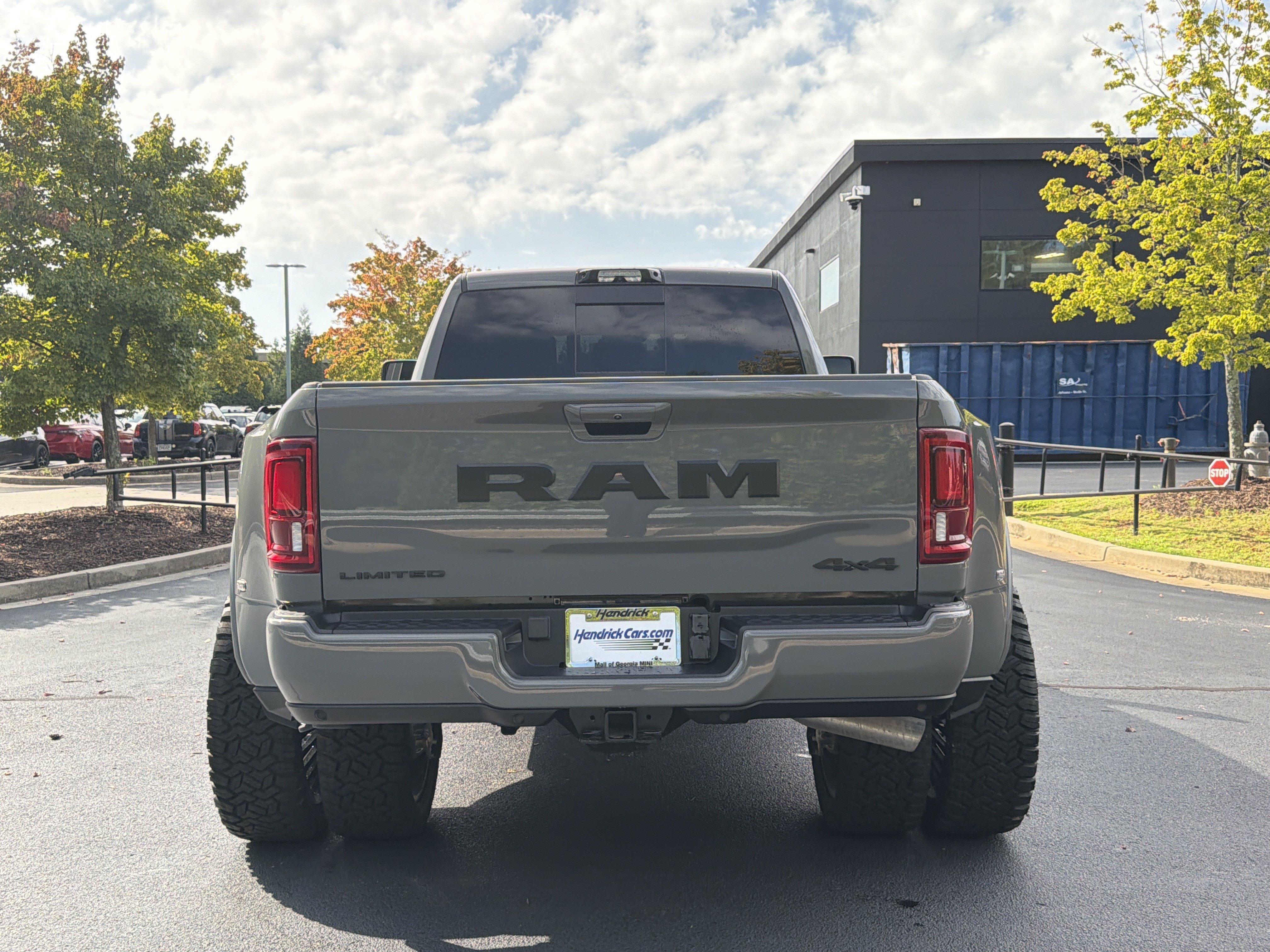 Used 2026 RAM 3500 Limited AWD/4WD image 17