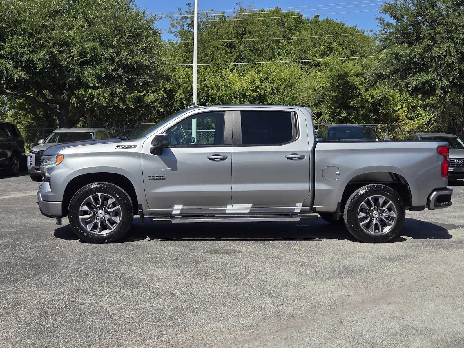 Certified 2024 Chevrolet Silverado 1500 RST w/ Convenience Package II AWD/4WD image 4