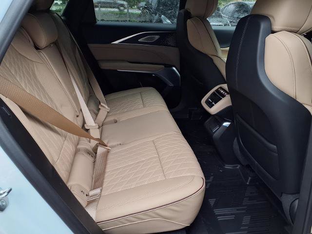 New 2026 Cadillac Lyriq Signature Luxury w/ Nappa Leather Package RWD image 10