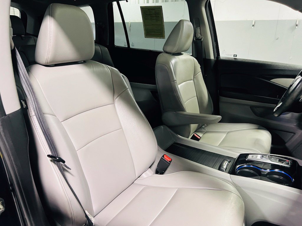 Used 2017 Honda Pilot Touring image 38