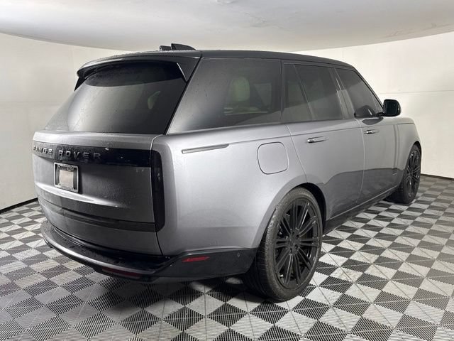 Used 2026 Land Rover Range Rover SE AWD/4WD image 8