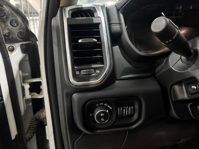 Used 2024 RAM 2500 Laramie w/ Safety Group AWD/4WD image 17