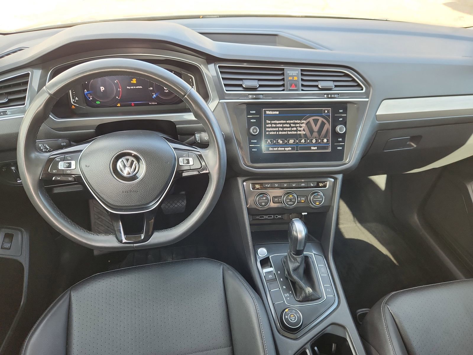 Used 2020 Volkswagen Tiguan SEL image 10