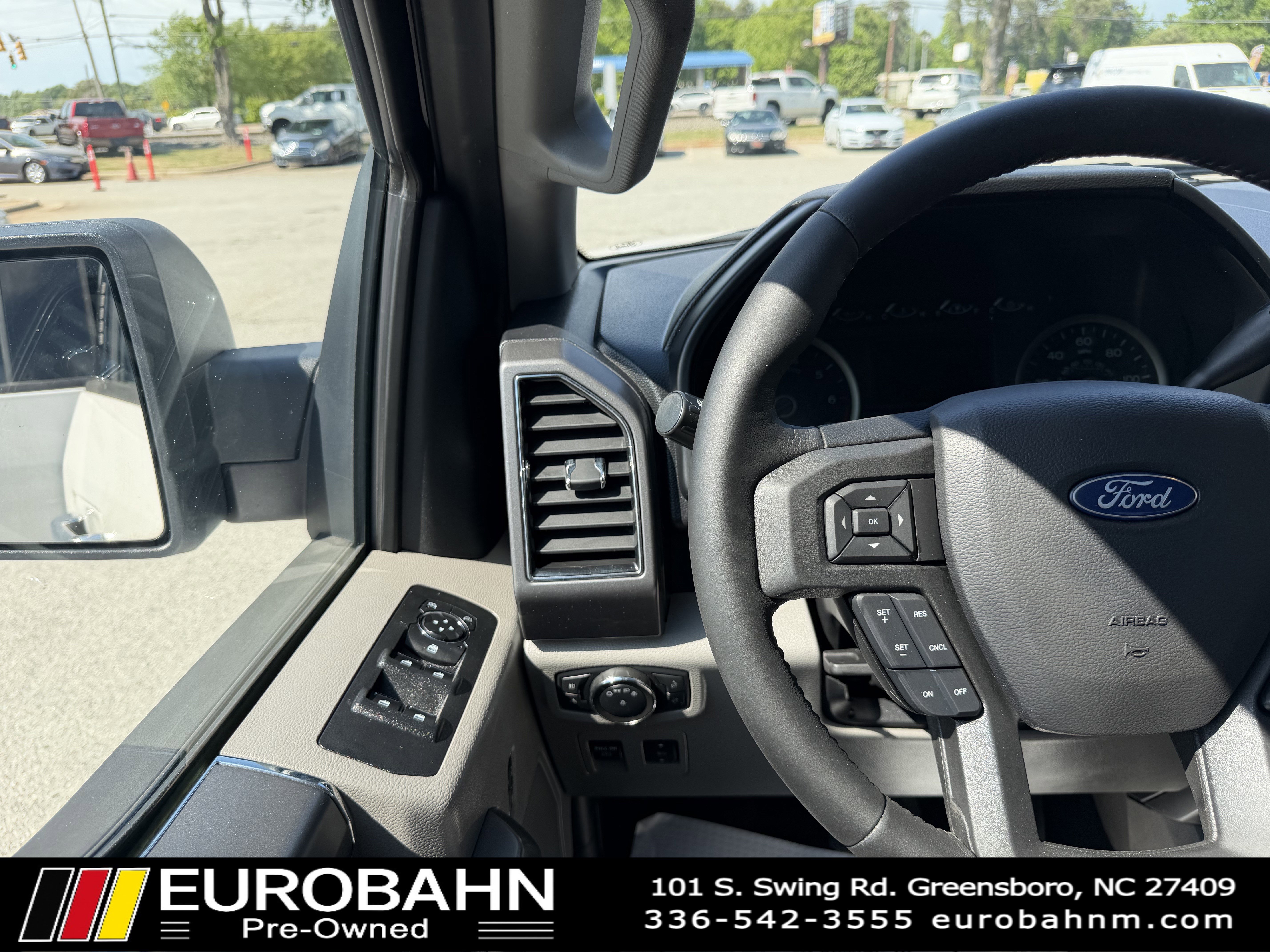 Used 2020 Ford F150 XLT w/ Equipment Group 302A Luxury AWD/4WD image 11