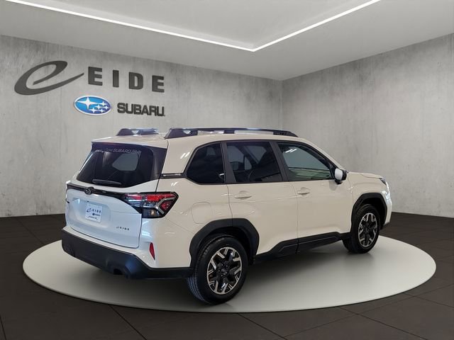 Used 2026 Subaru Forester Premium AWD/4WD image 4