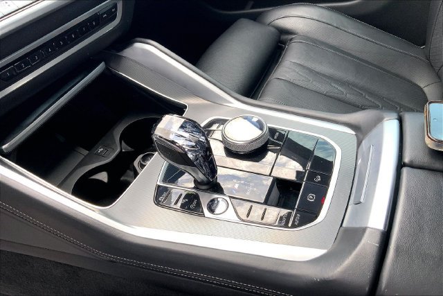 Used 2021 BMW X6 M50i w/ Premium Package AWD/4WD image 25