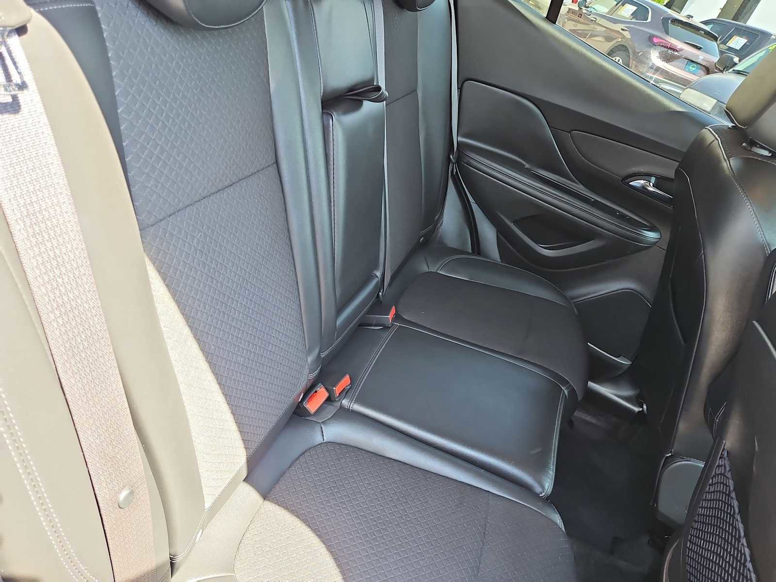 Used 2018 Buick Encore Preferred image 20