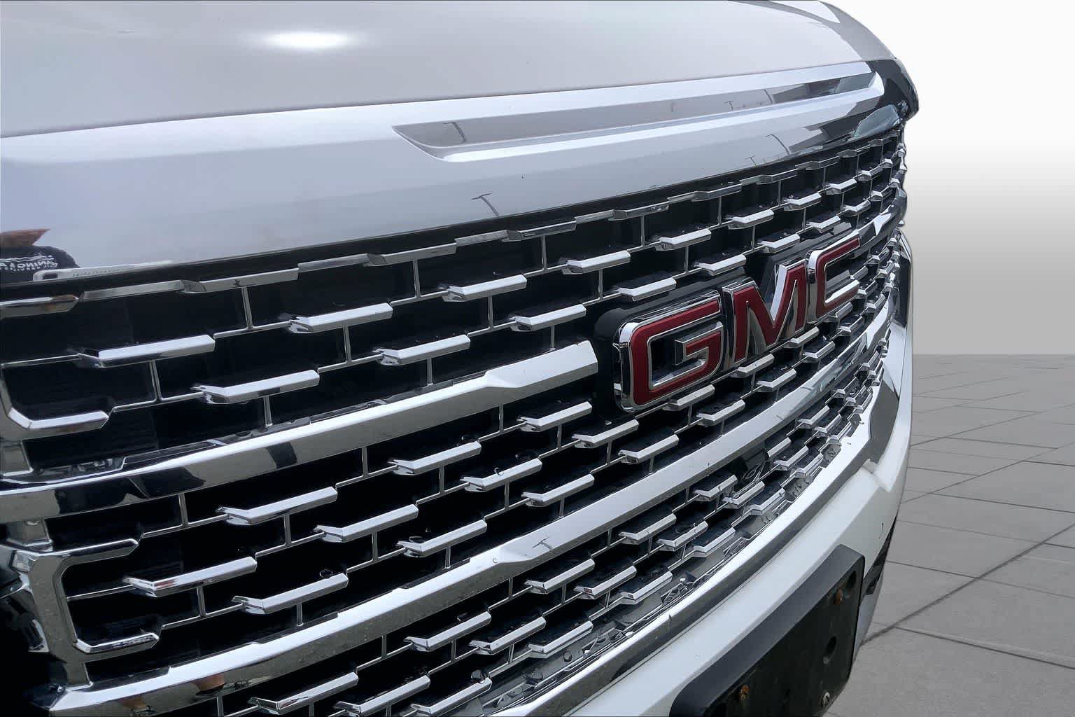 Used 2021 GMC Acadia Denali w/ Denali Ultimate Package AWD/4WD image 30