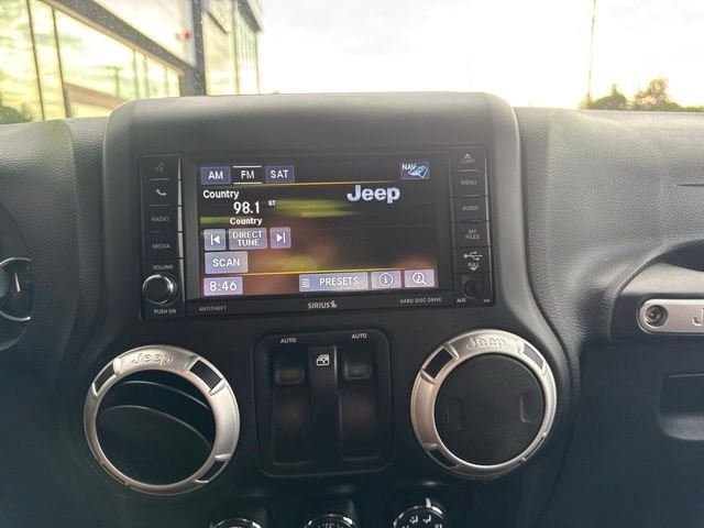 Used 2014 Jeep Wrangler Sahara w/ Connectivity Group AWD/4WD image 13