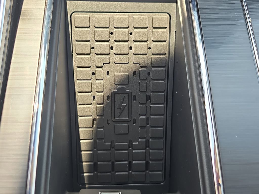 New 2025 Lincoln Aviator 2WD w/ Equipment Group 101A image 23