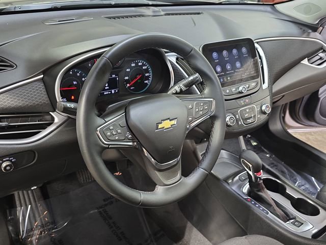 Used 2024 Chevrolet Malibu RS FWD image 17