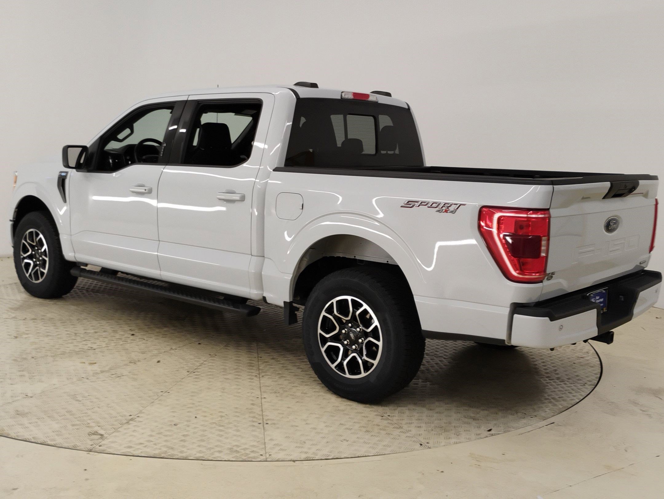 Certified 2022 Ford F150 XLT w/ Equipment Group 301A Mid image 3