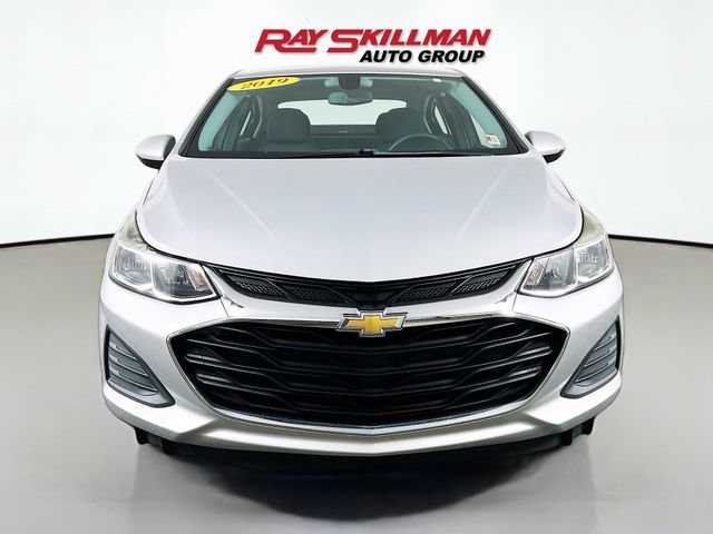 Used 2019 Chevrolet Cruze LS w/ LS Convenience Package FWD image 2