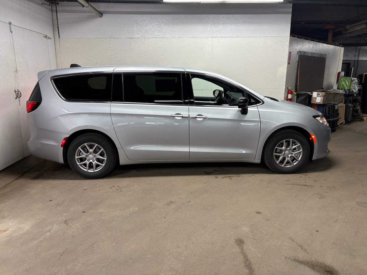 New 2026 Chrysler Voyager LX FWD image 4