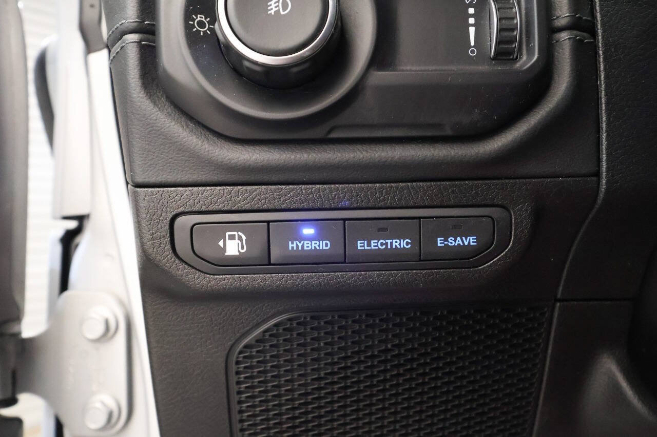 Used 2024 Jeep Wrangler Unlimited Sahara w/ Safety Group AWD/4WD image 37