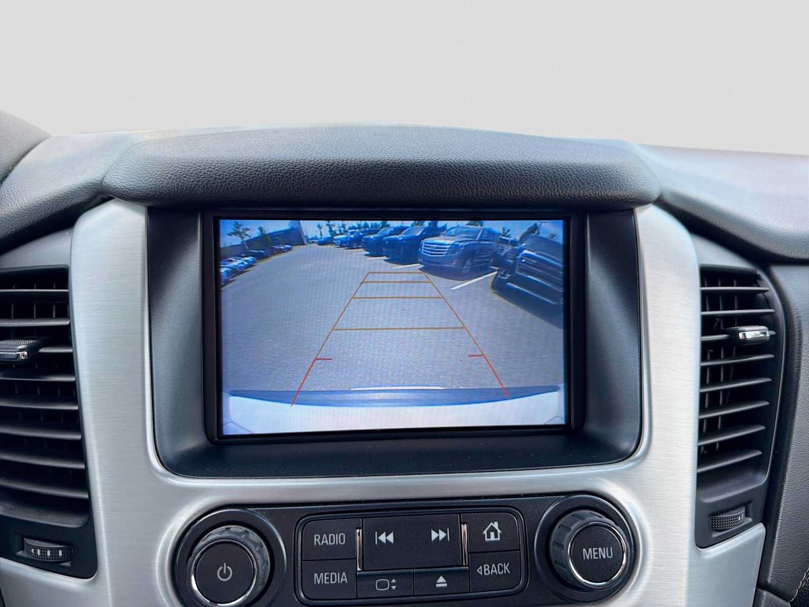 Used 2019 GMC Yukon XL SLT w/ Open Road Package AWD/4WD image 31