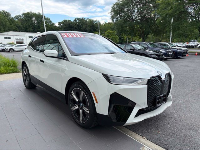 Certified 2024 BMW iX xDrive50 w/ Sport Package AWD/4WD image 5