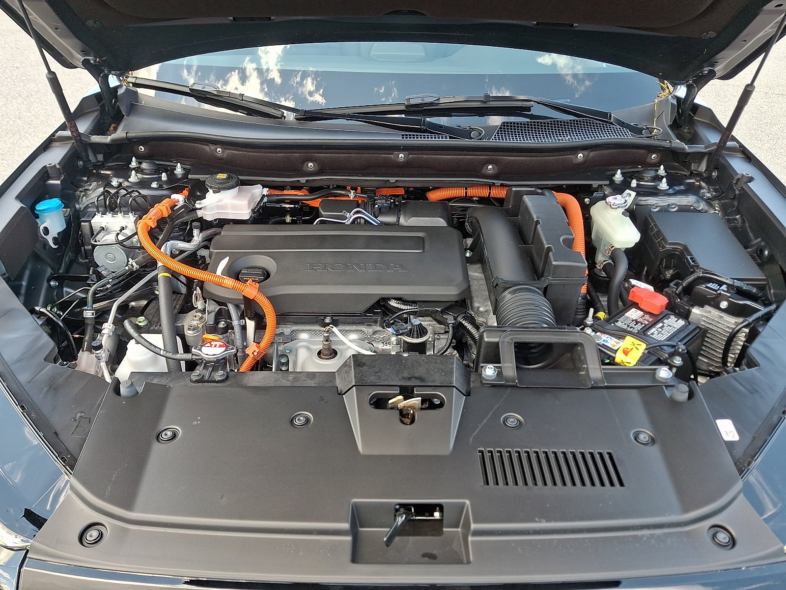 Certified 2025 Honda CR-V Sport Touring image 28