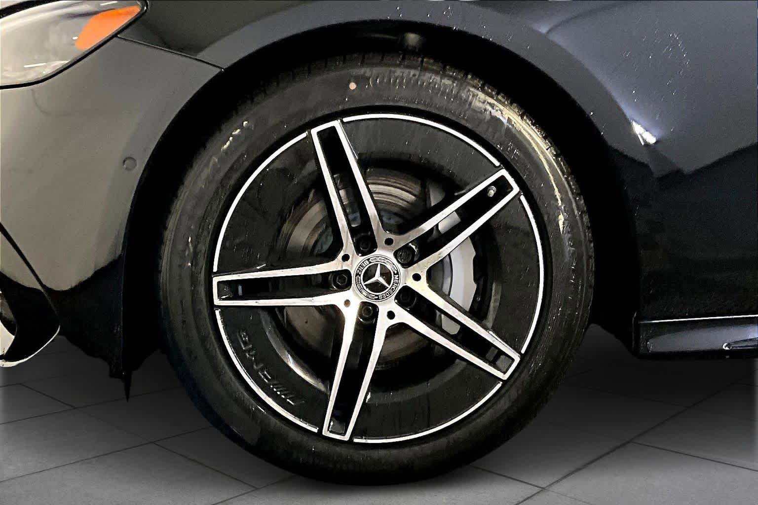 New 2026 Mercedes-Benz E 350 4MATIC Sedan image 17